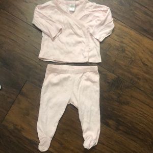 Light pink Nordstrom baby outfit